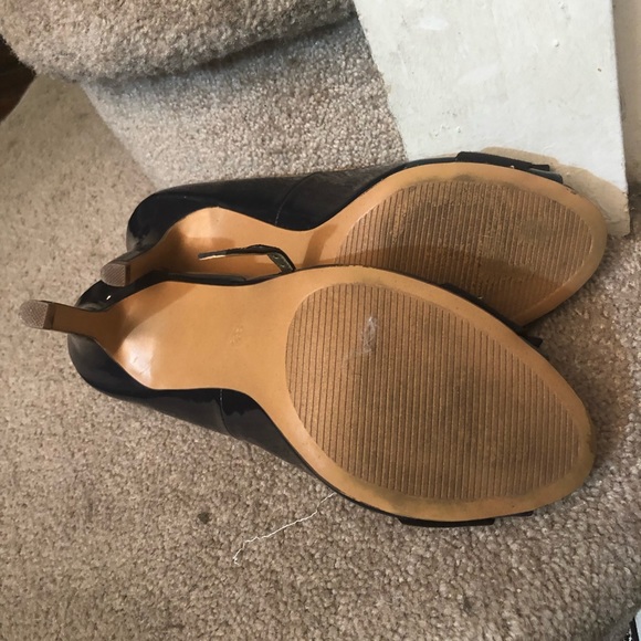 Kelly & Katie navy blue patent 3in pumps 8.5 - Picture 8 of 13